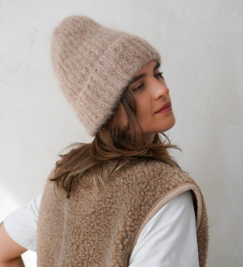 SAGA Czapka z moheru i alpaki - beżowa