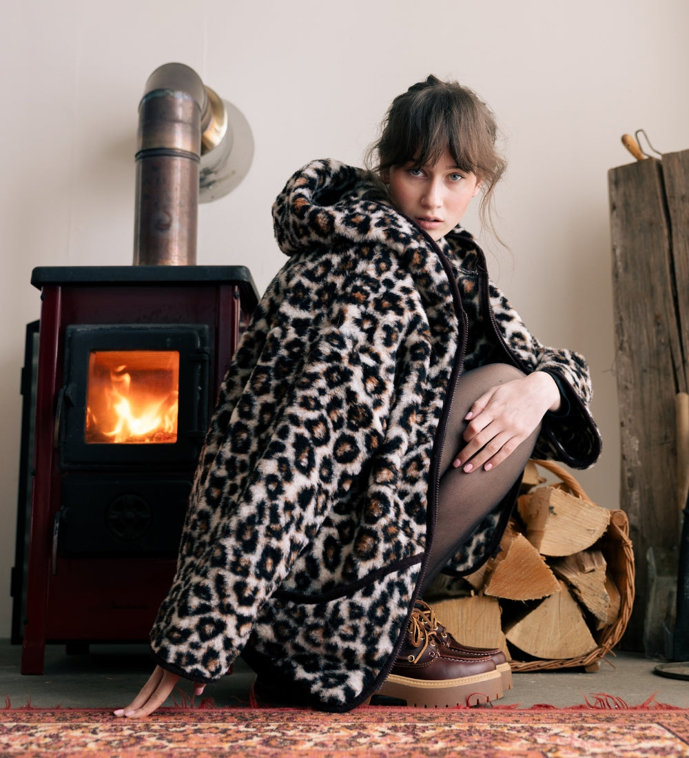 MIŚ Wełniana kurtka/bluza z kapturem - panterka