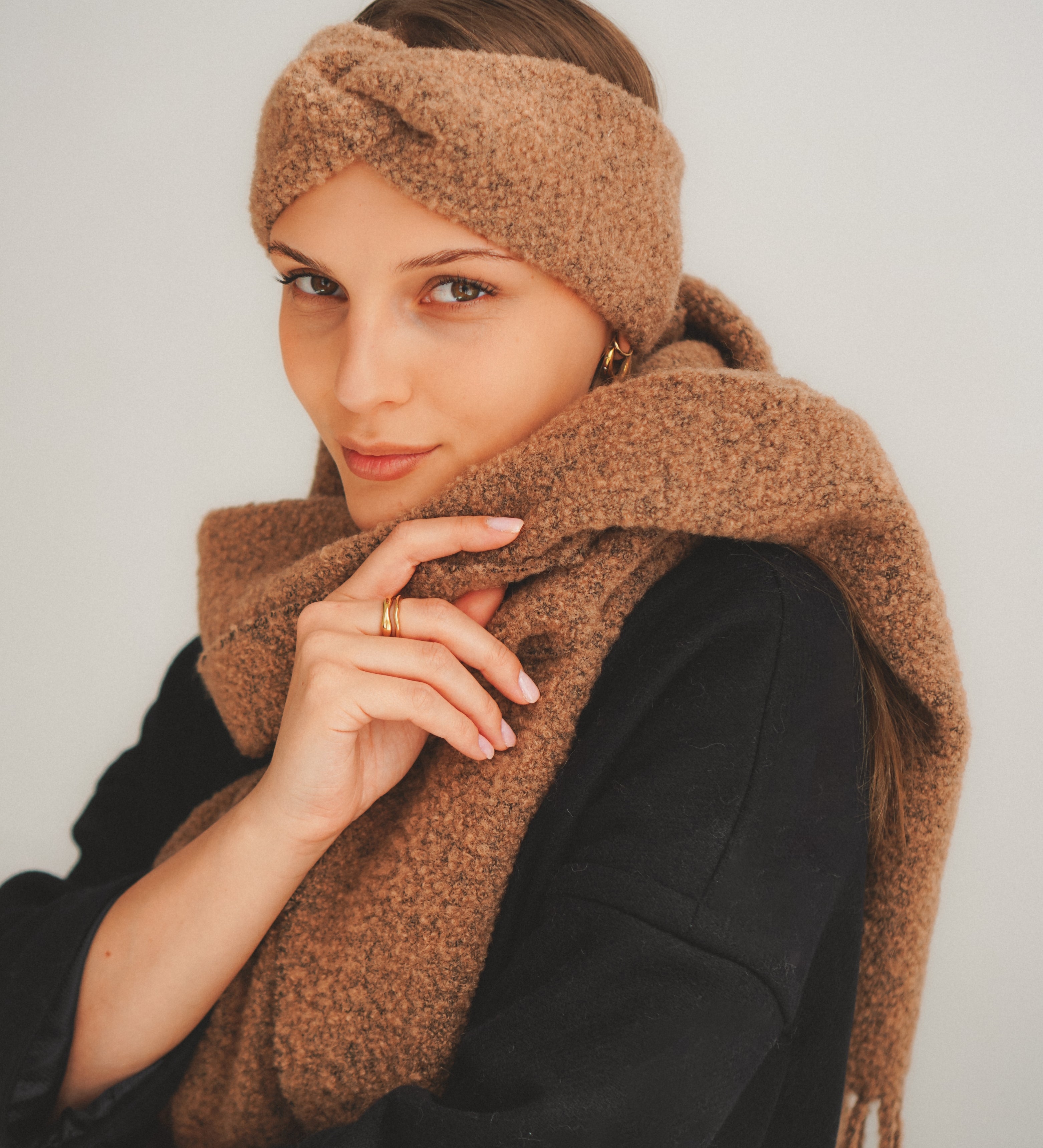 ELLA Opaska z wełny merynosa boucle - brązowa