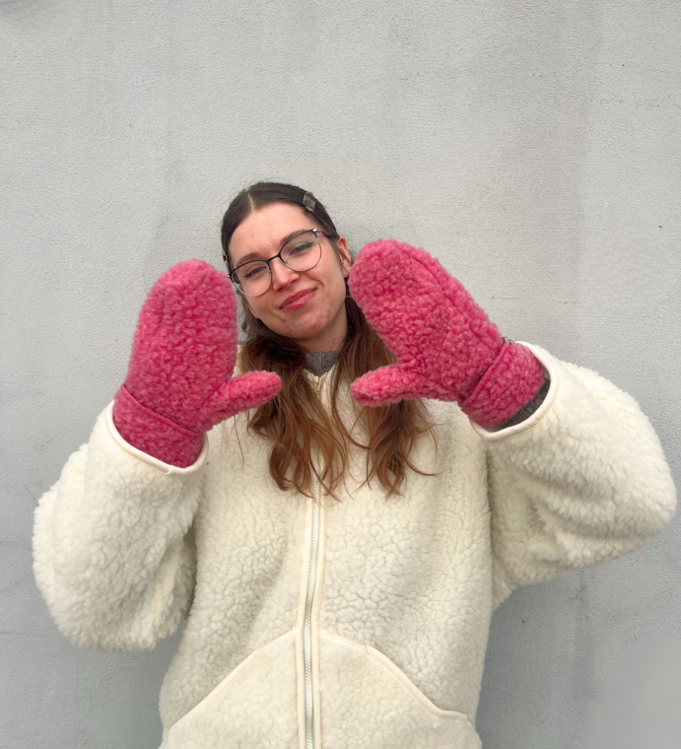 18041d923f6d5200dc4ebe518ef352a1