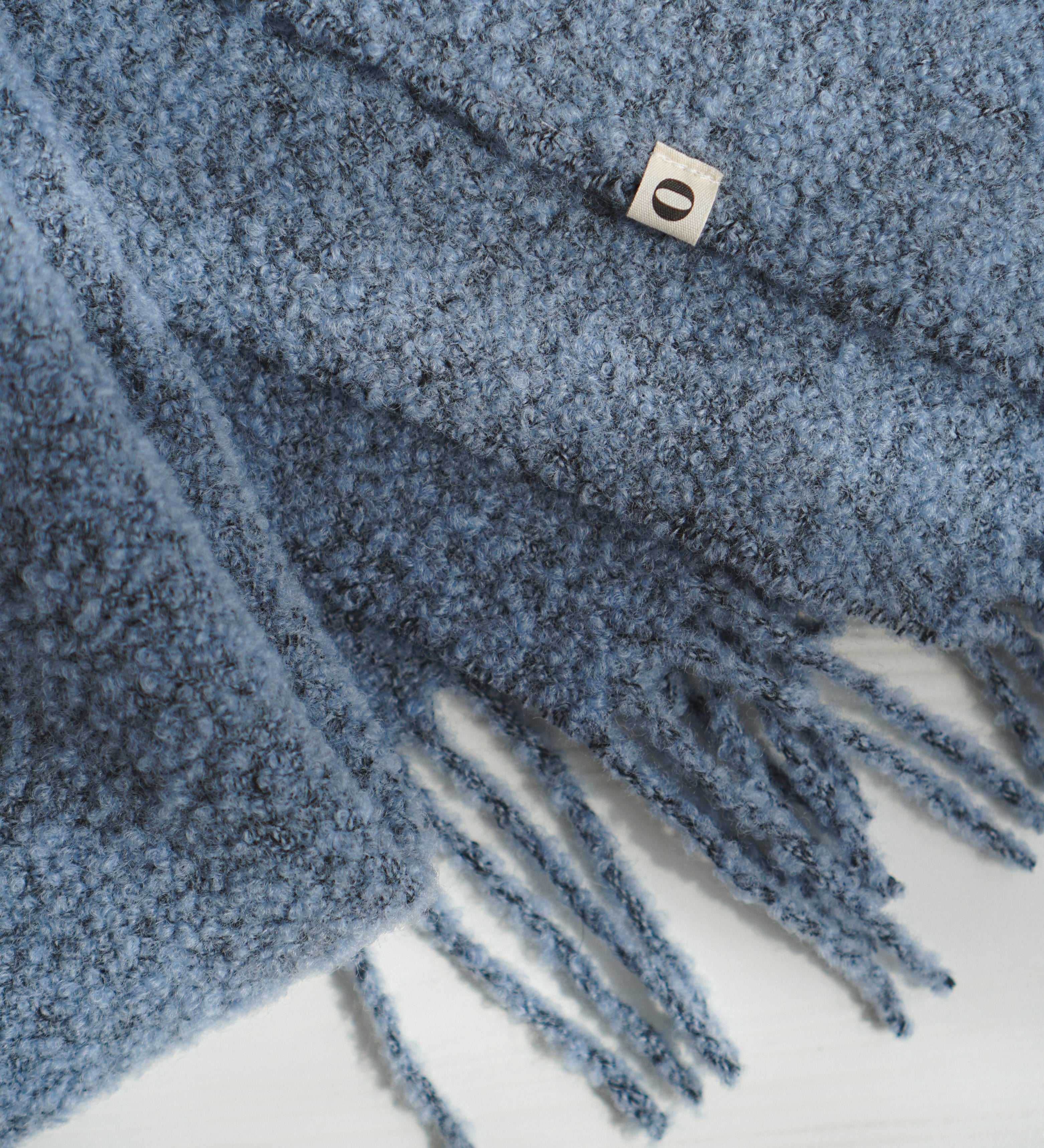 LEAH Szal merino boucle - błękitny
