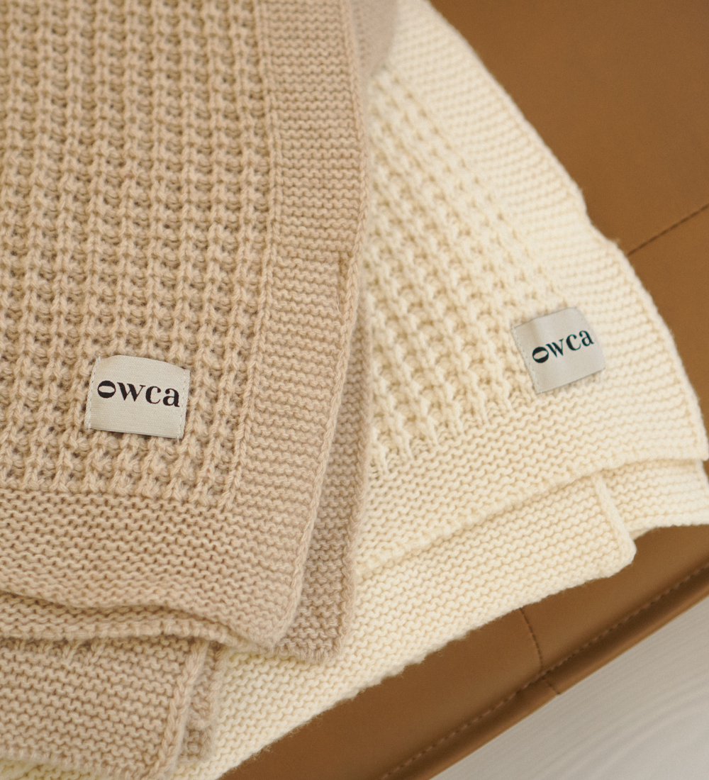 REA Koc z merynosa dziany wzór wafel - kremowy