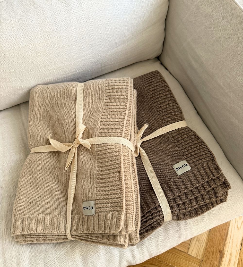 DEMETER Koc z merynosa dziany klasyczny - jasny brąz