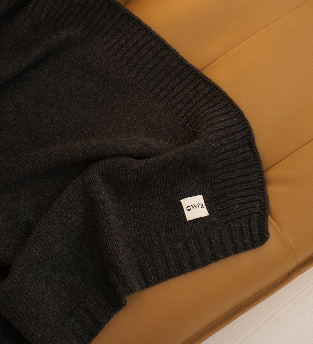 DEMETER Koc z merynosa dziany klasyczny - grafitowy