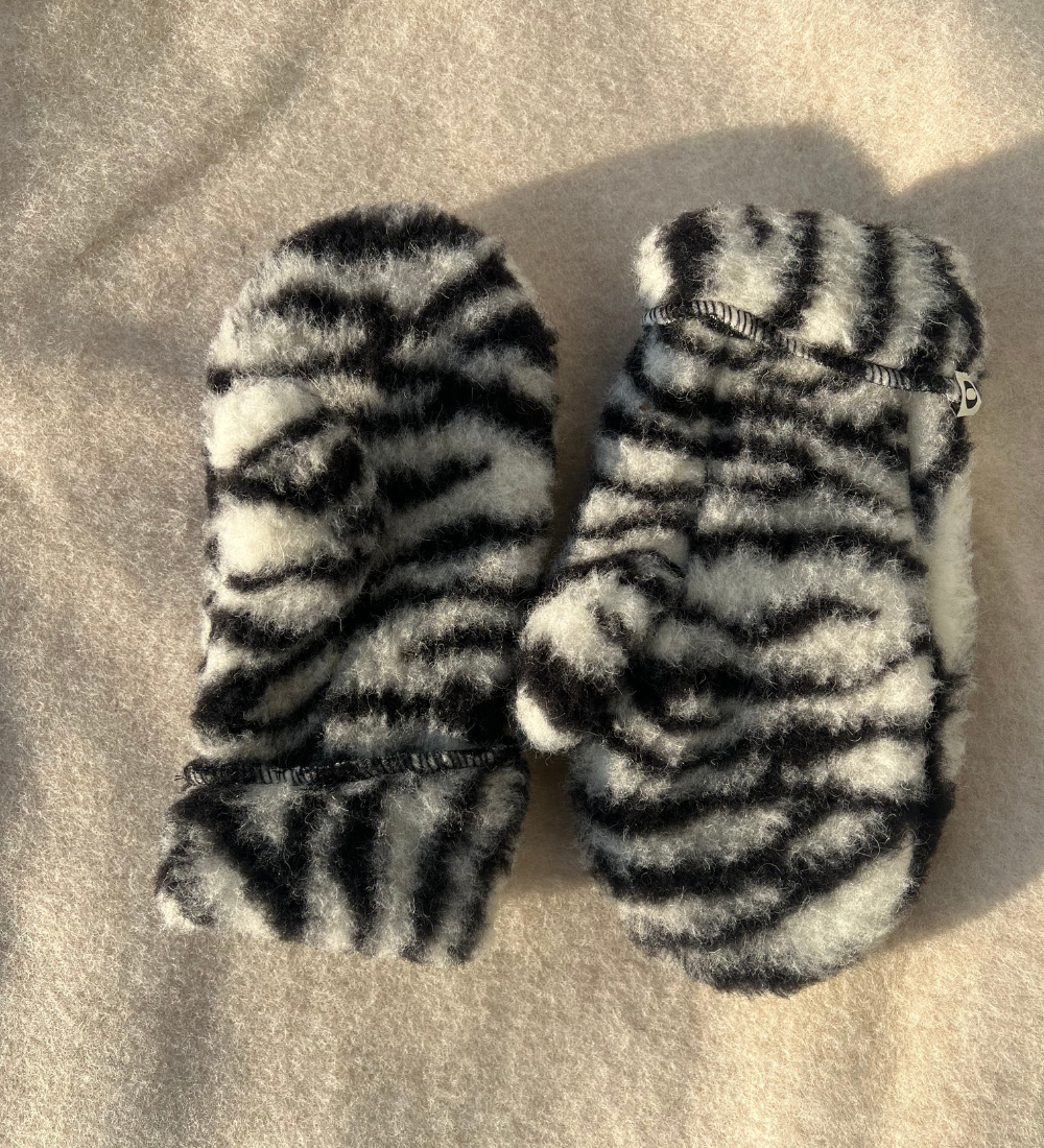 88ba99cd8110c83be46ee1b4c917e423