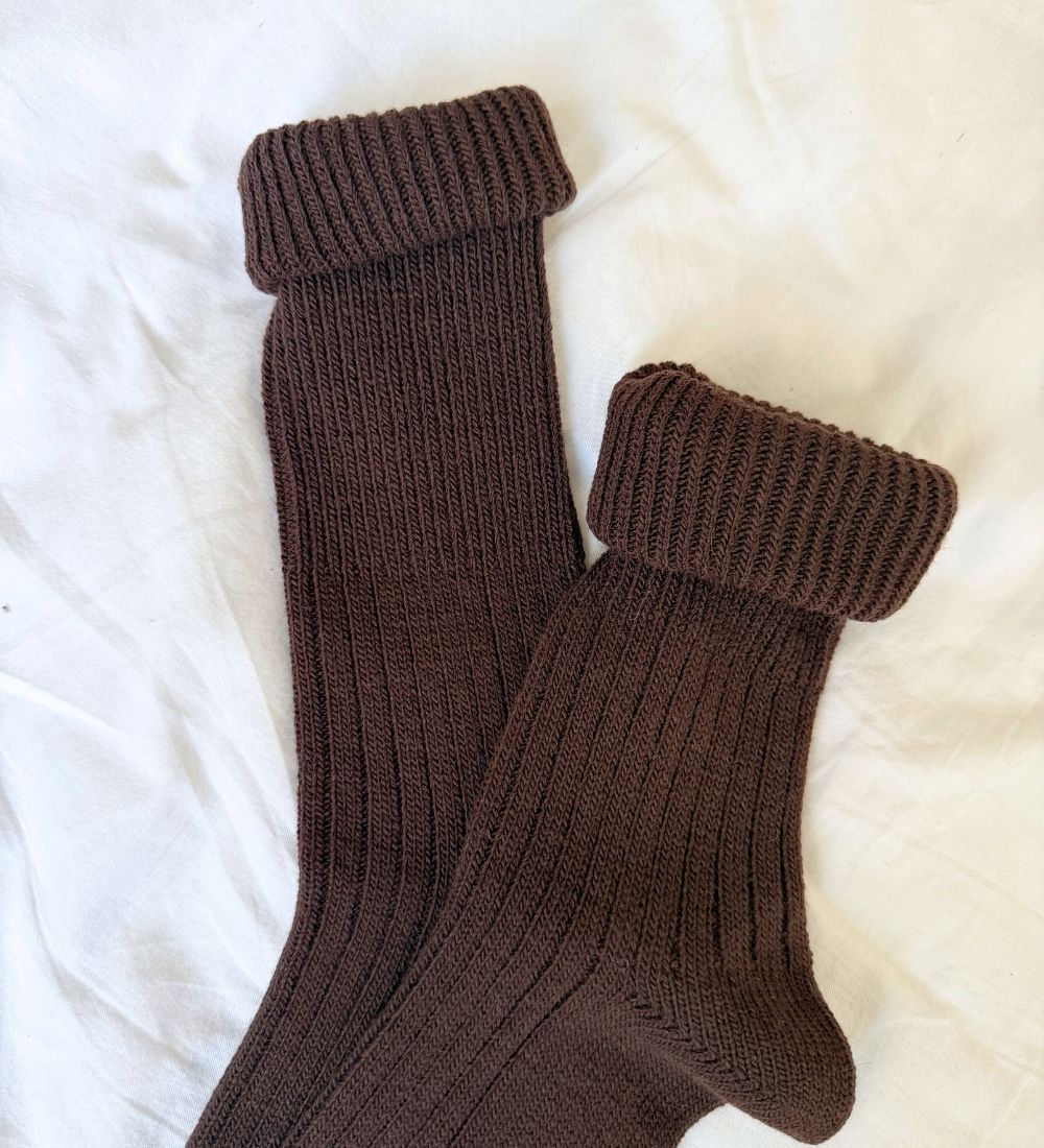 ERIK Skarpetki merynos bezuciskowe - czekoladowe