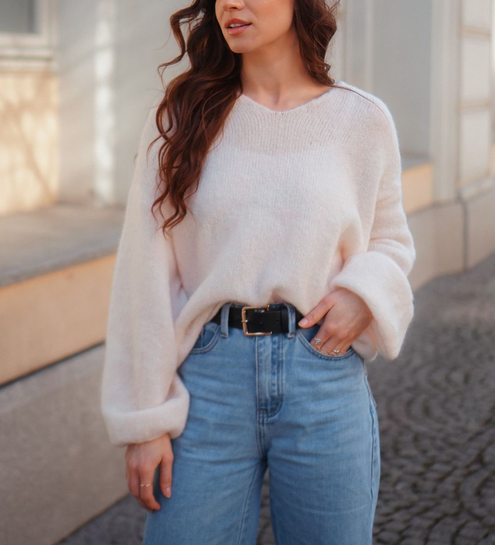 Lekki sweter z wełną i moherem blady róż