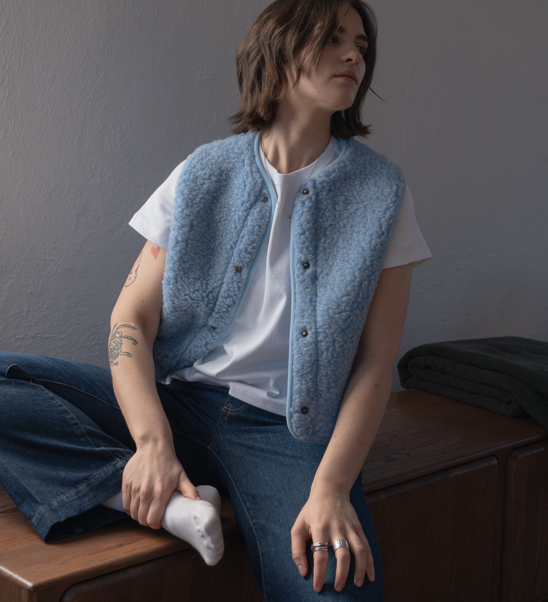 GAJA Zapinana merino wool gilet - sky blue