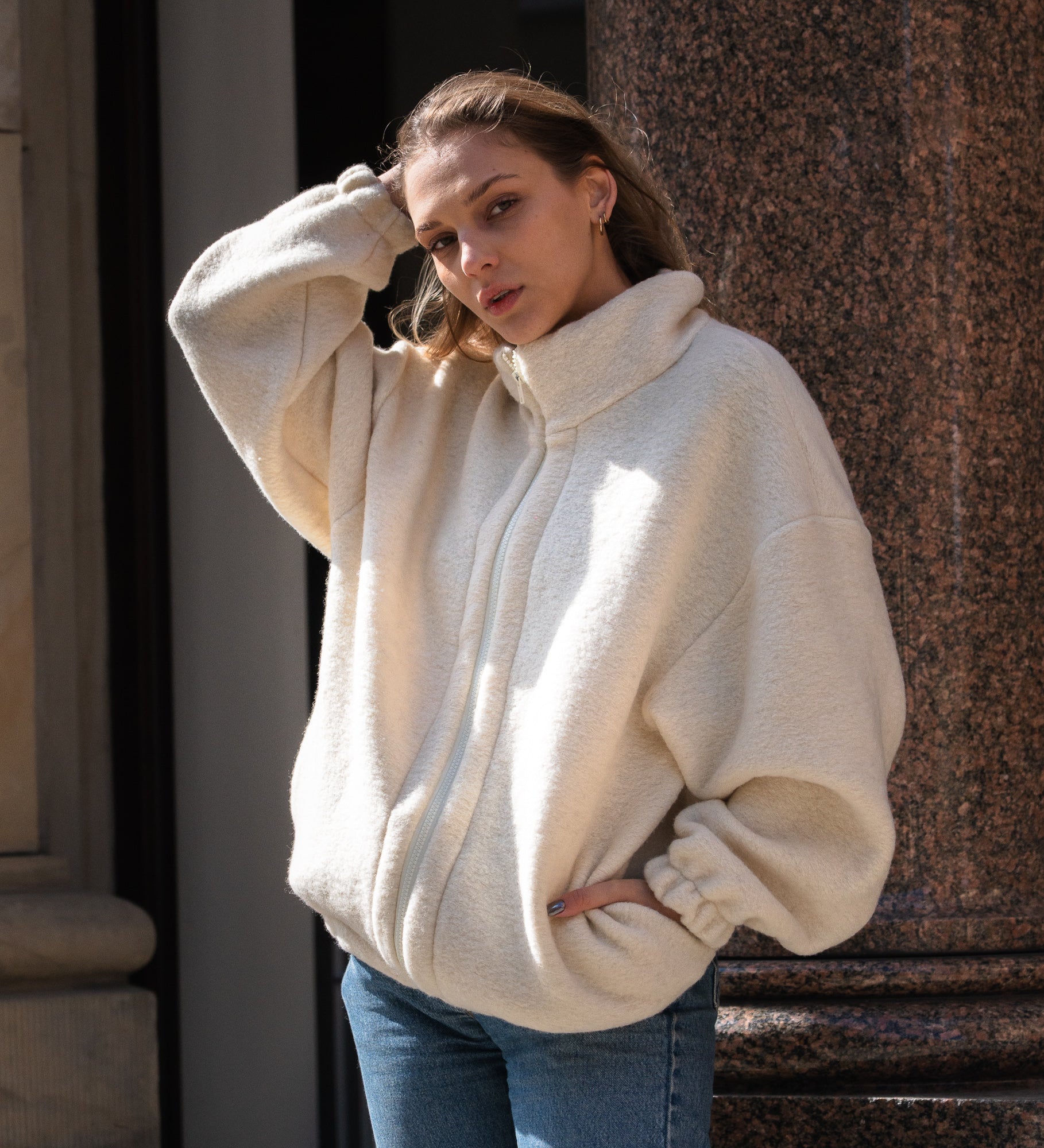 RIVIA Lekka bomberka z wełny merino i bawełny - ecru