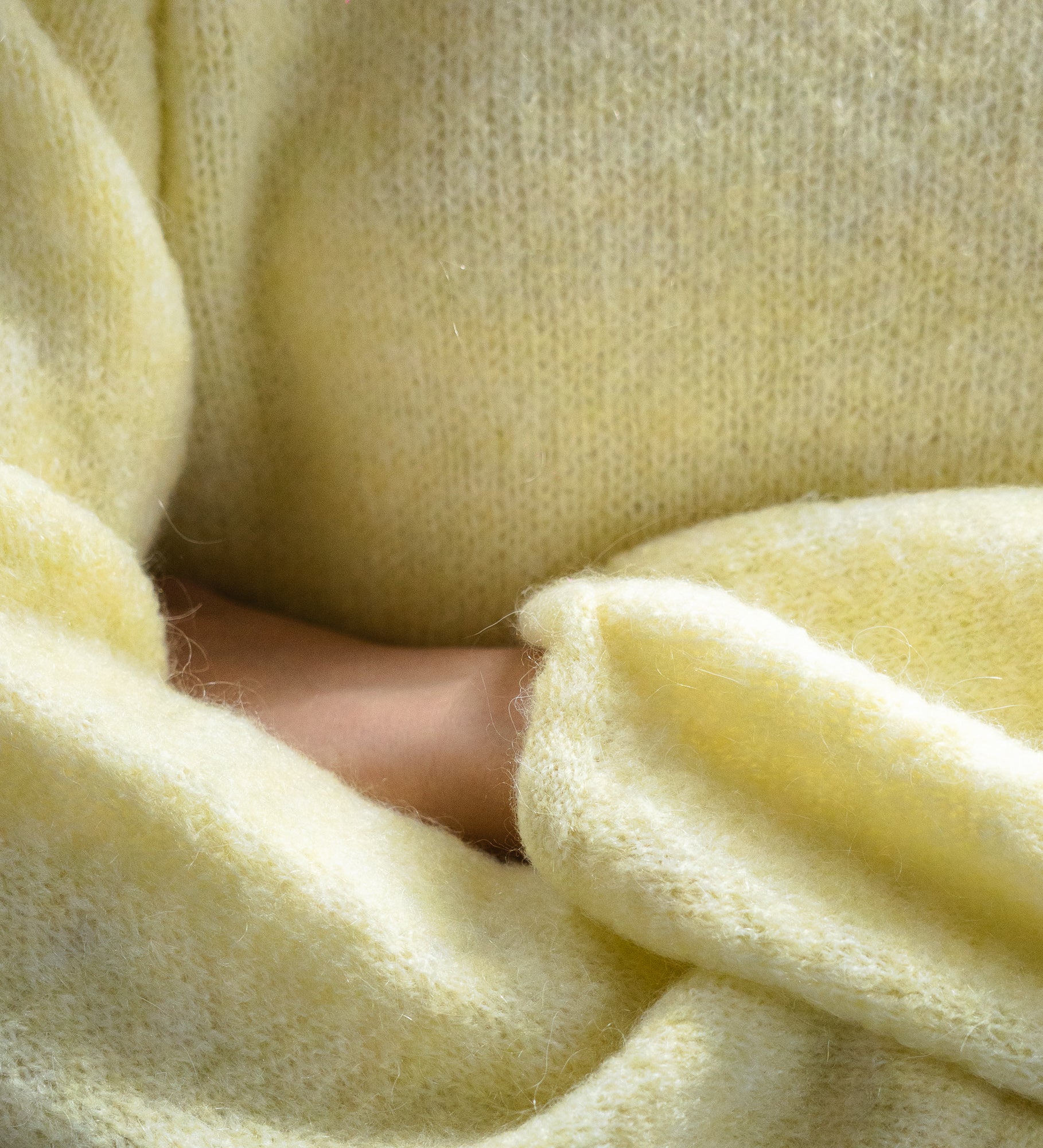 GEMMA 2.0 Lekki sweter z wełną i moherem - cytrynowy