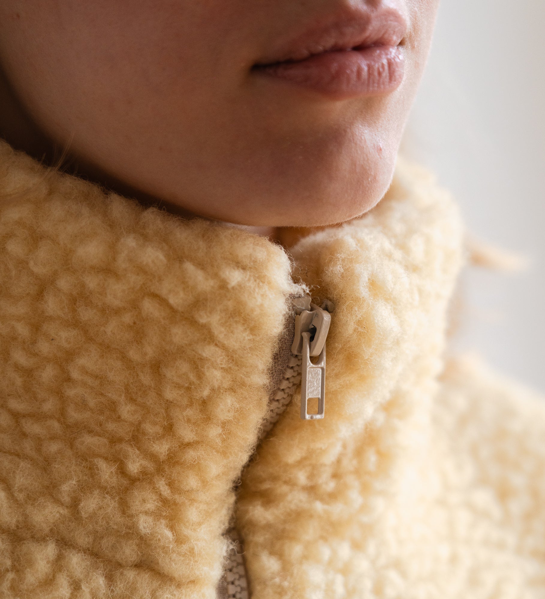 MYRRA Polar sherpa z wełny merino - masełkowy