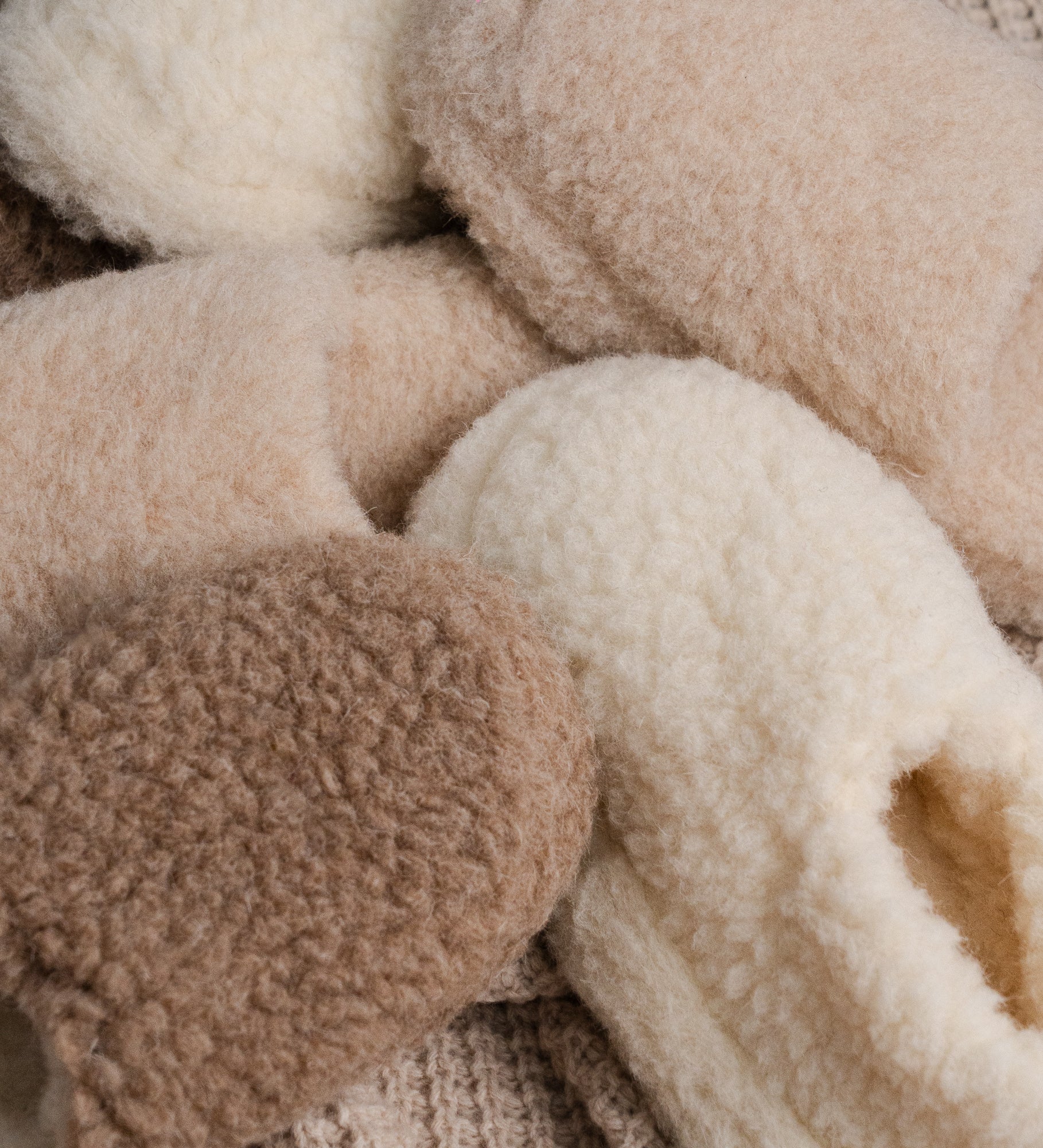 ALMA wool slippers - ecru