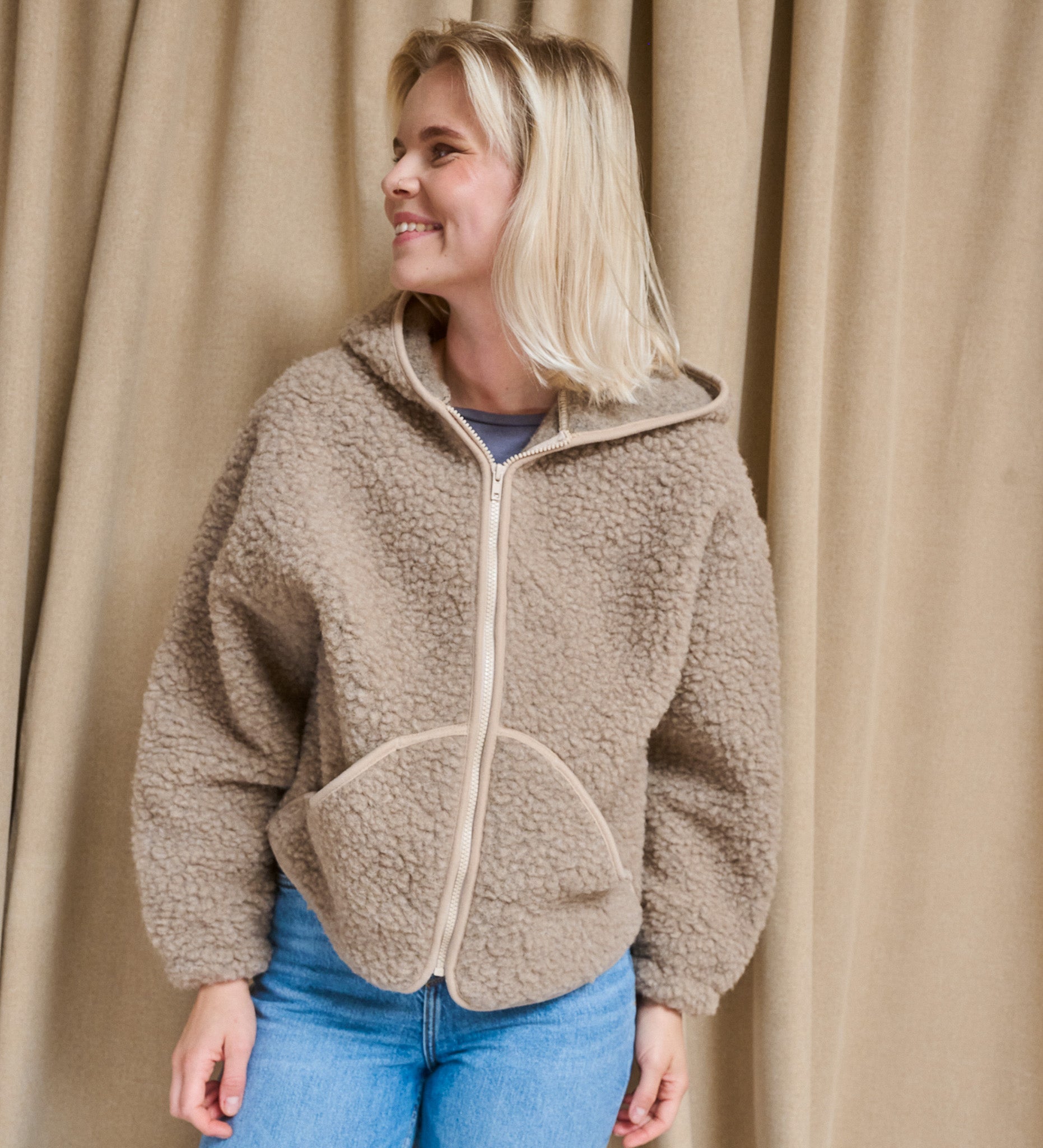 MIŚ wool hooded jacket - ecru