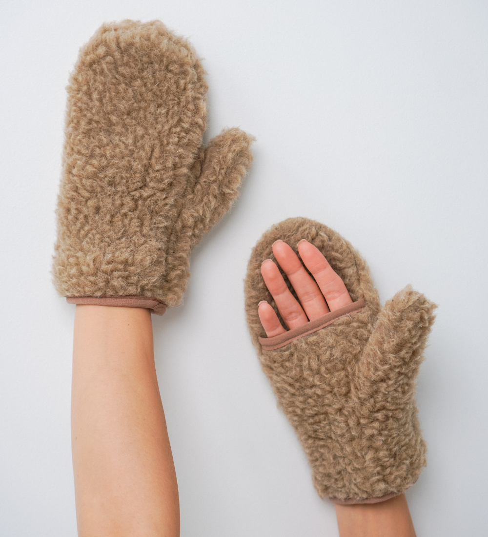 Rękawiczki mitenki z weny merino w kolorze dębowym