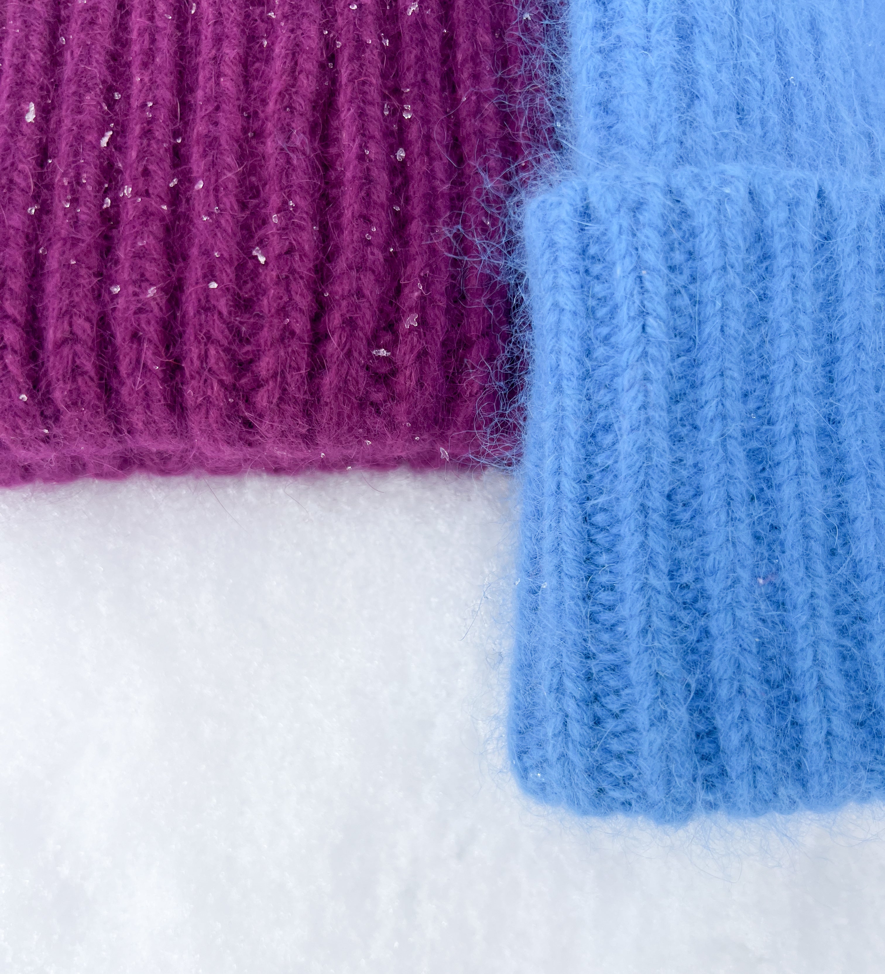 NORA Miękka czapka z angorą - niebieska