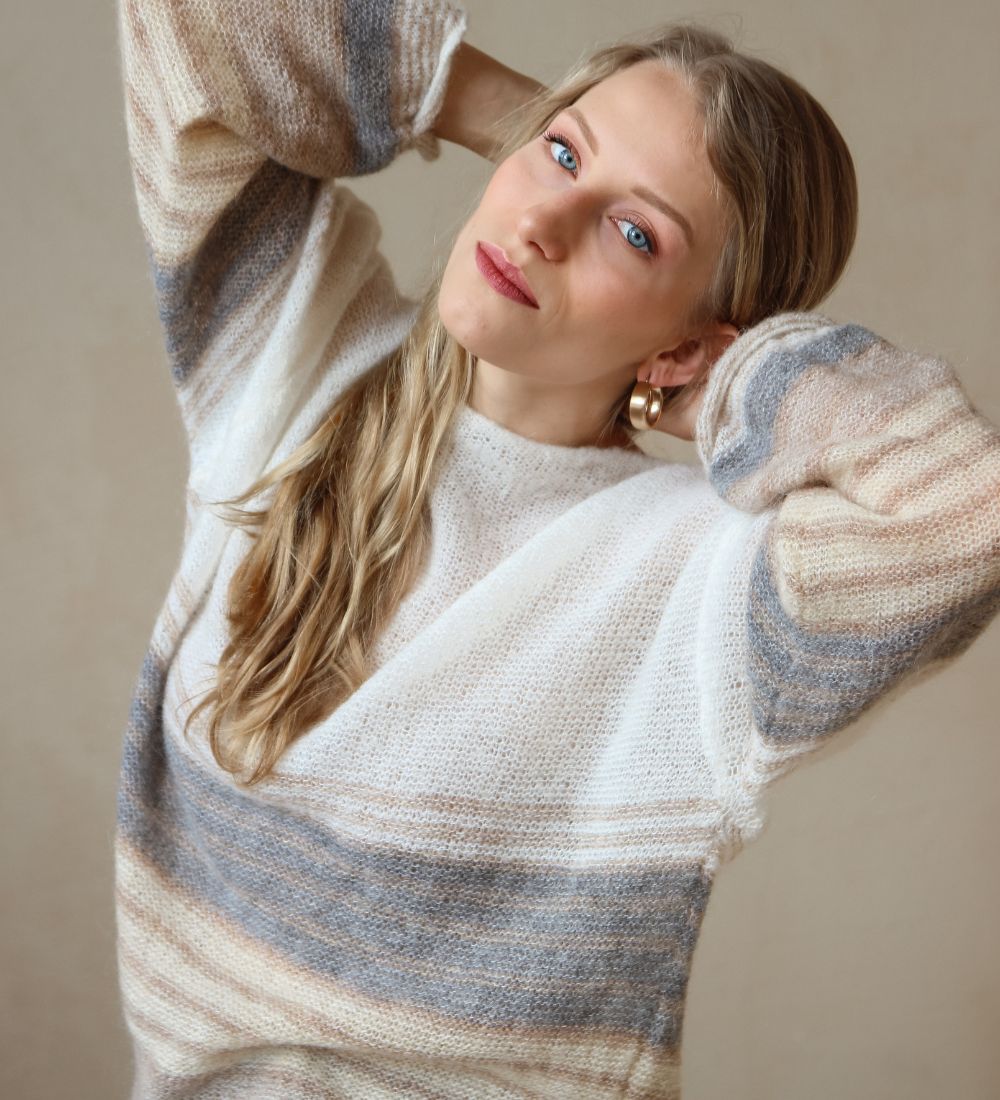 Sweter z wełną i moherem – lekki, trójkolorowy