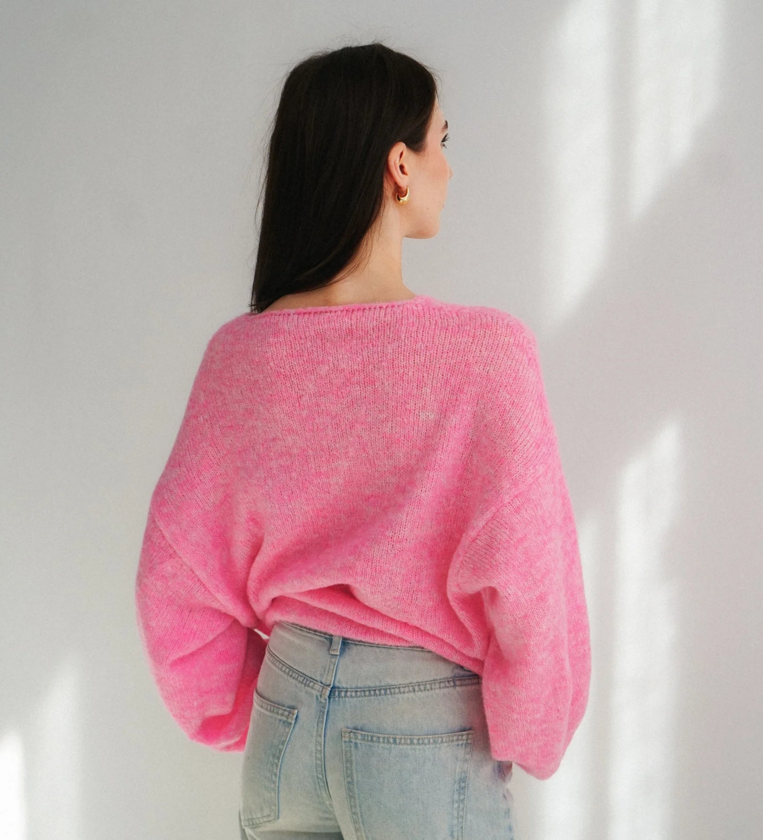 Różowy lekki sweter z wełną i moherem