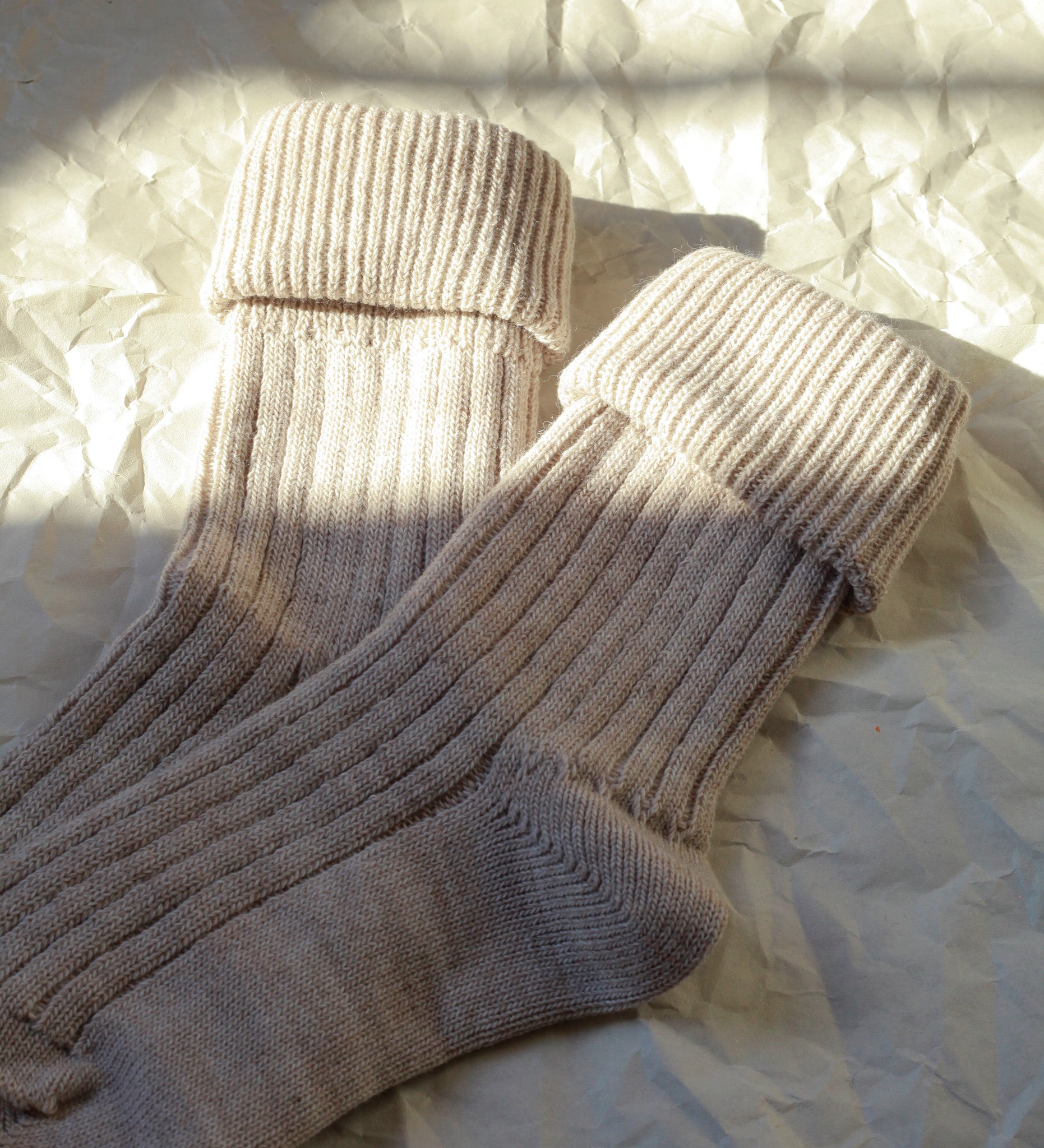 ERIK Skarpetki merynos bezuciskowe - beżowe