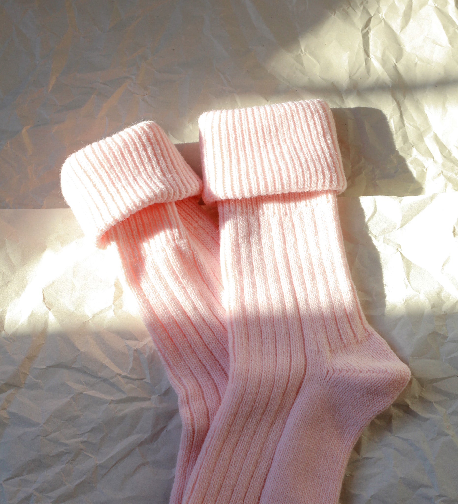 ERIK Skarpetki merynos bezuciskowe - jasny róż