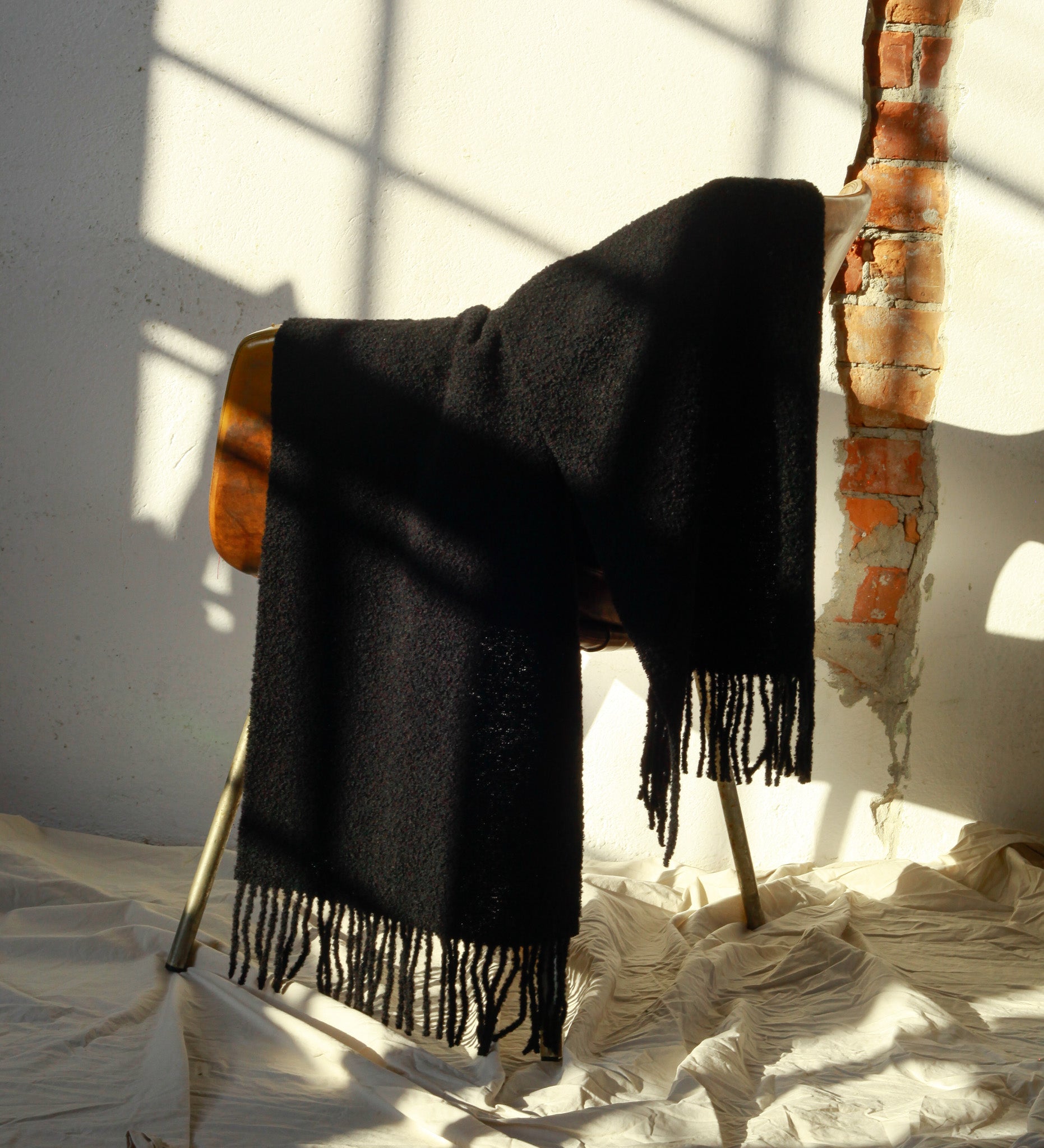 LEAH Szal merino boucle - czarny