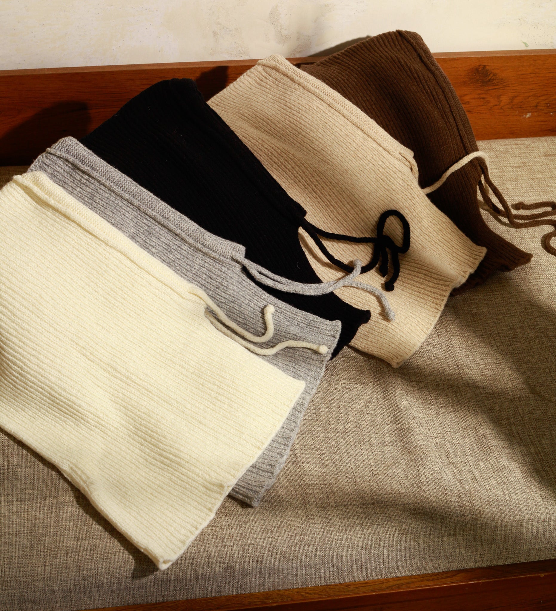 LIDIA Kominiarka z merynosa - ecru