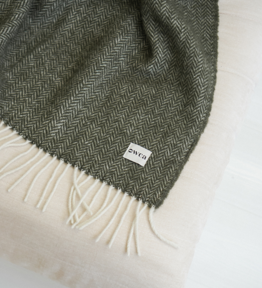 c1f0c44f4a48af87e94a6a3937d5326d