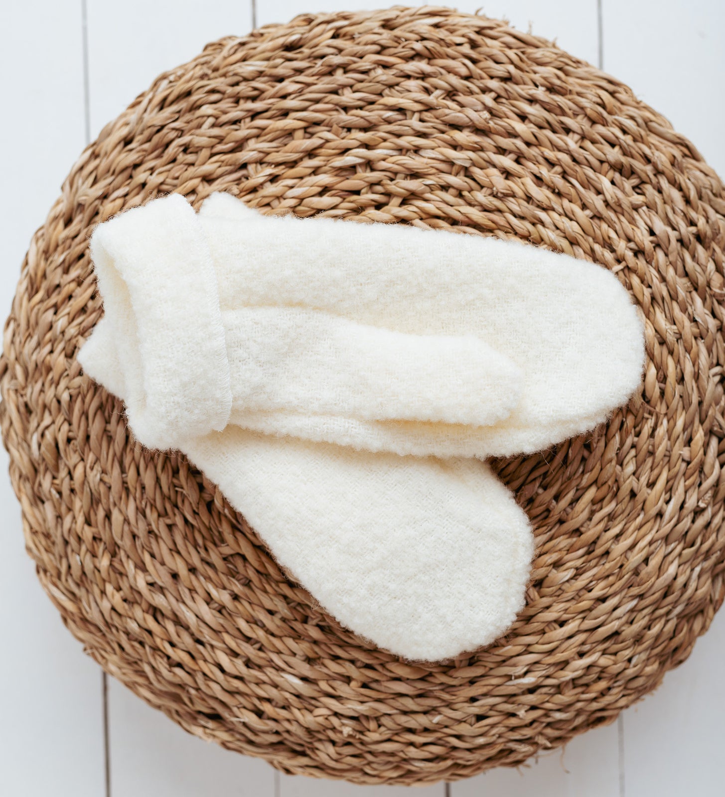 SKY Rękawiczki z wełny boucle - ecru