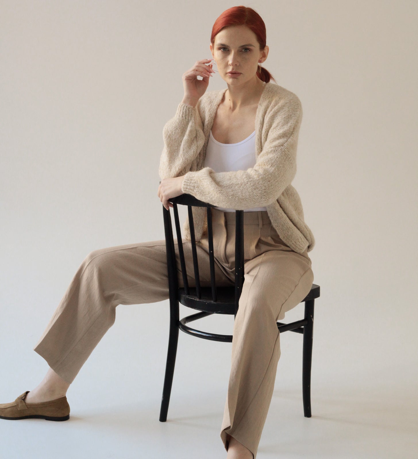 ASTRID Wełniany sweter damski z wełny i moheru - beżowy