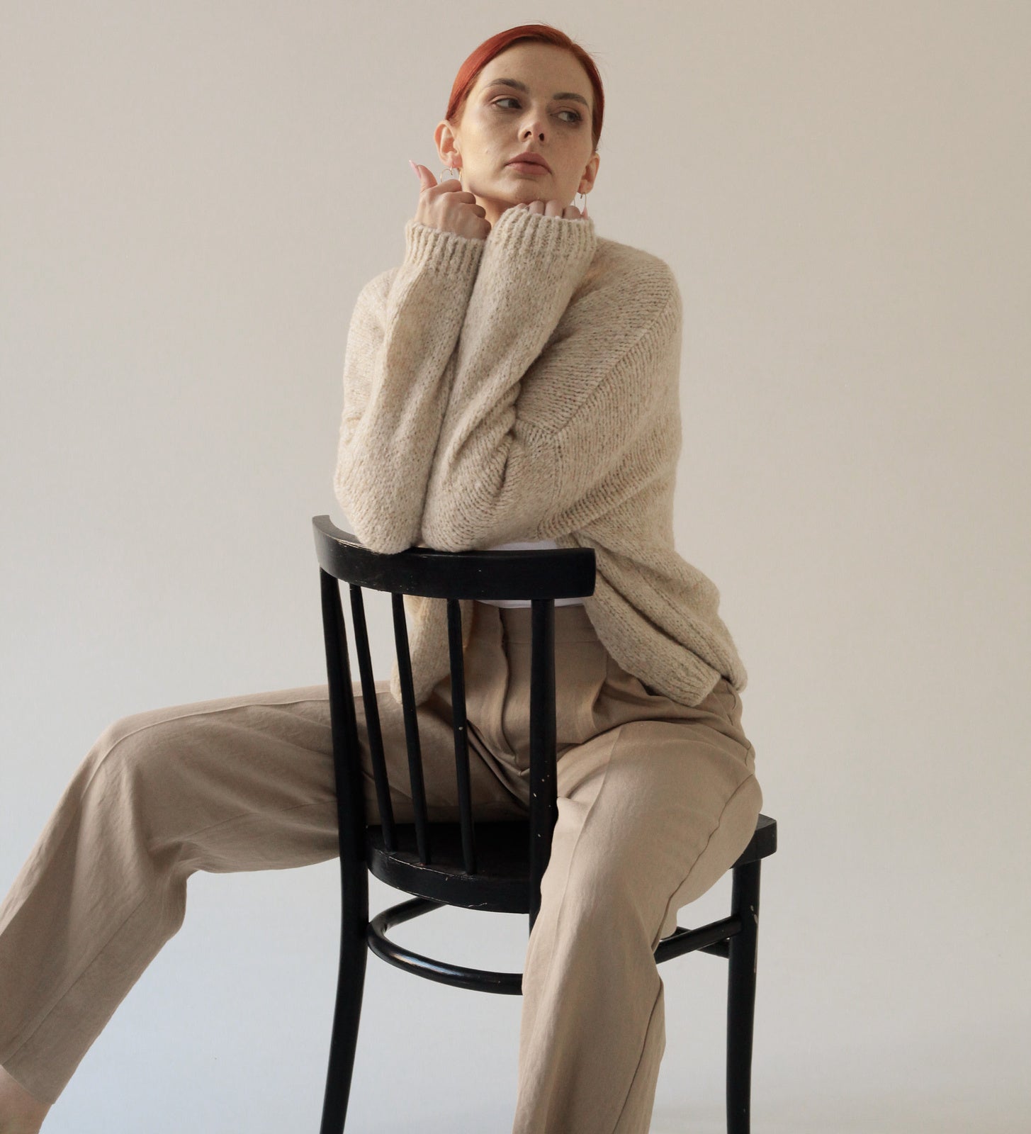 ASTRID Wełniany sweter damski z wełny i moheru - beżowy