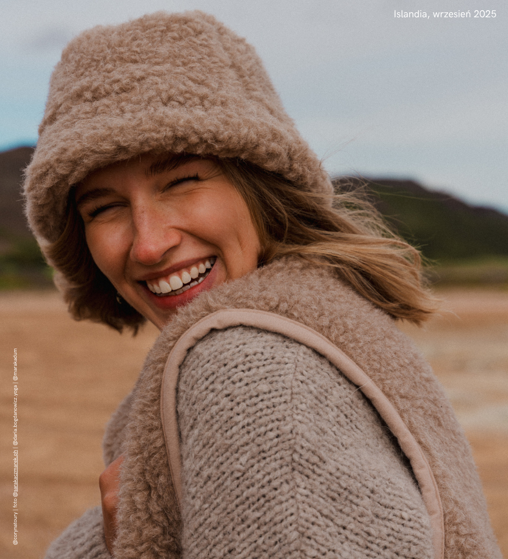 BERGEN Bucket hat z wełny merynosa - dębowy