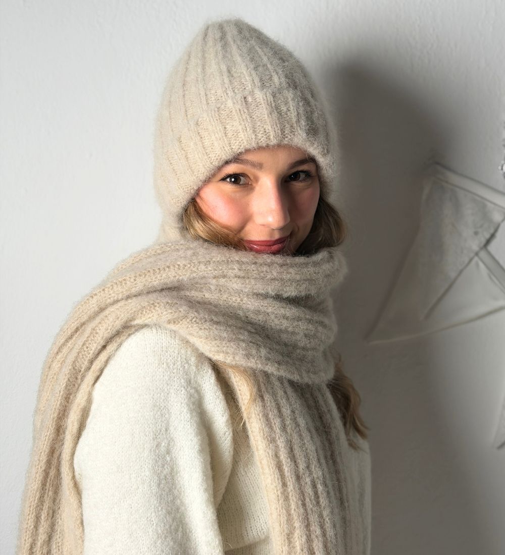 f706083770d7aea5faf060c01a8b698a