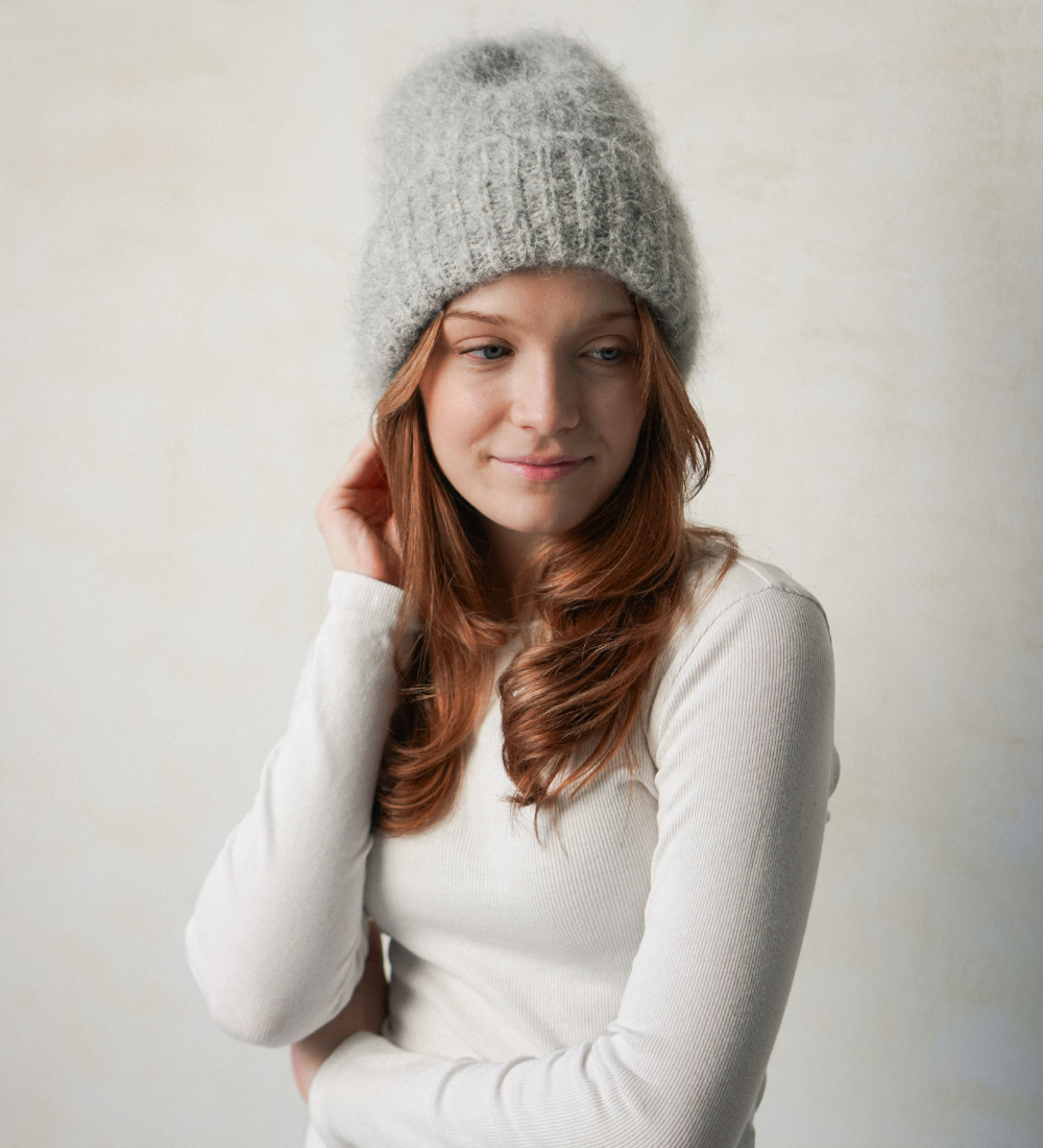 SAGA  Czapka z moheru i alpaki - szara