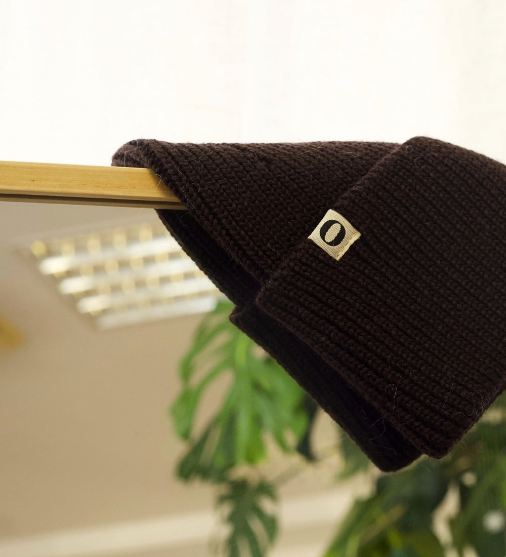 SIGRID women's 100% merino wool hat - chocolate