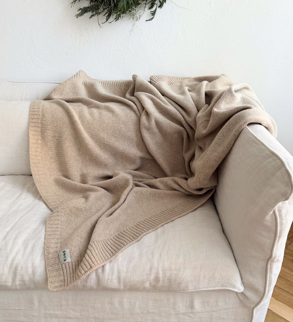 DEMETER Koc z merynosa dziany klasyczny - beżowy