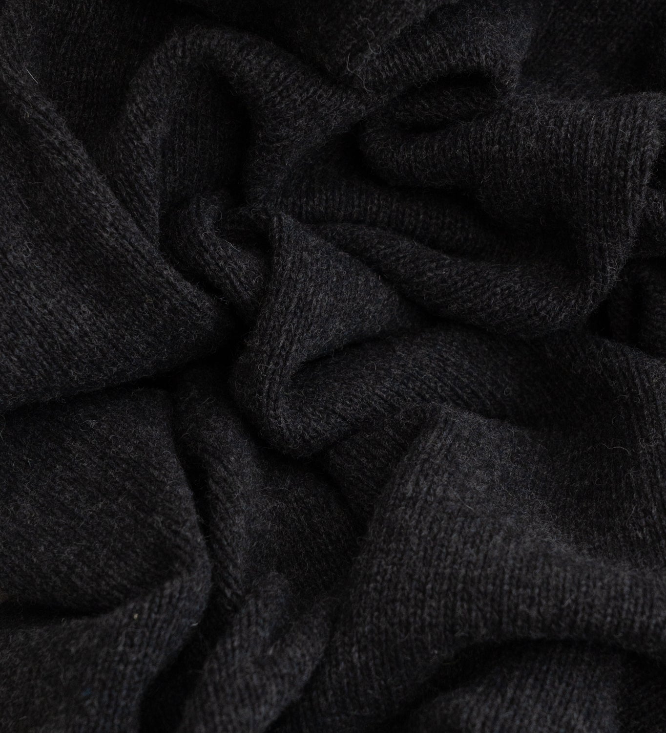 DEMETER Classic knitted merino blanket - graphite