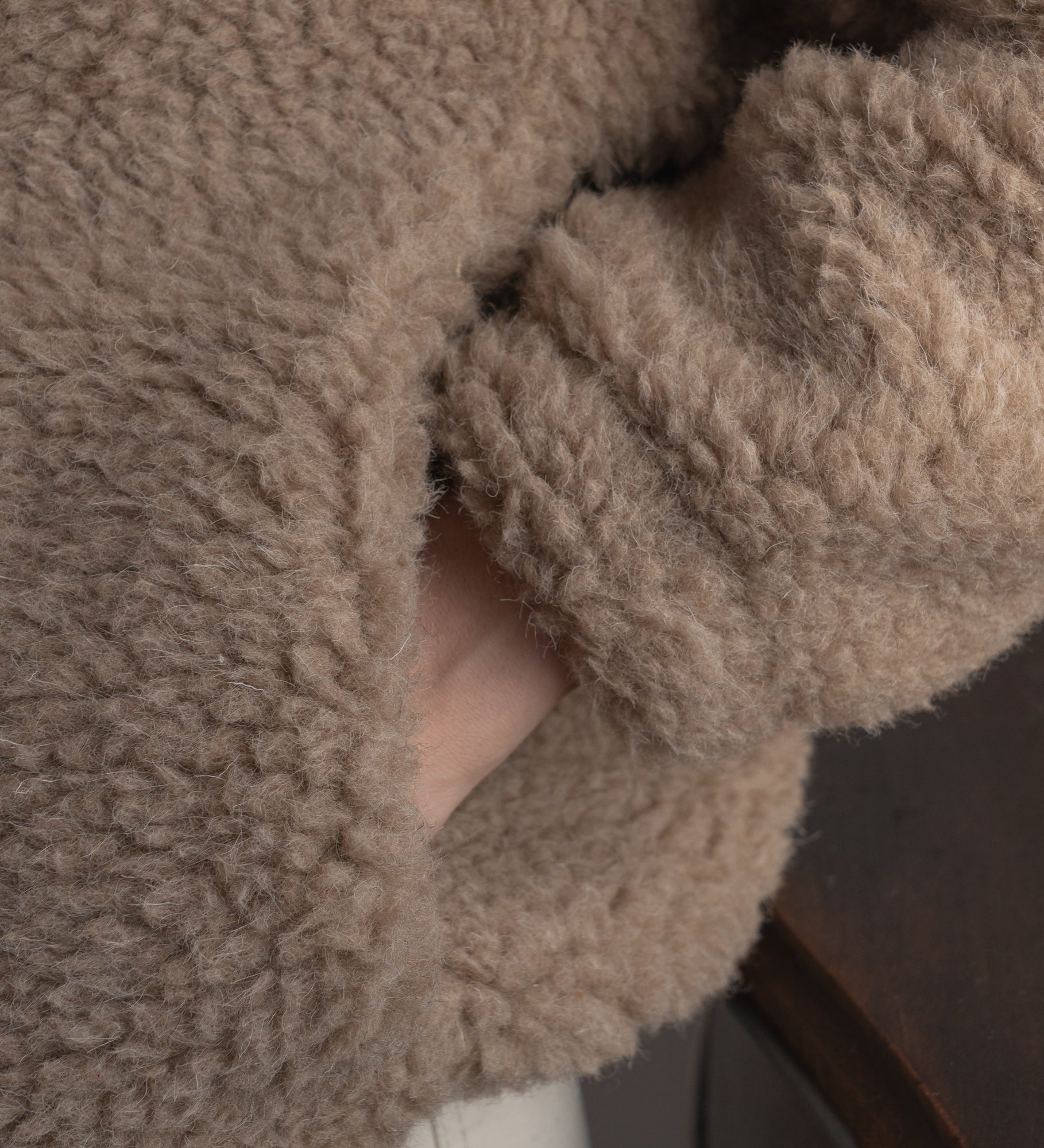 MYRRA Polar sherpa z wełny merino - dębowy