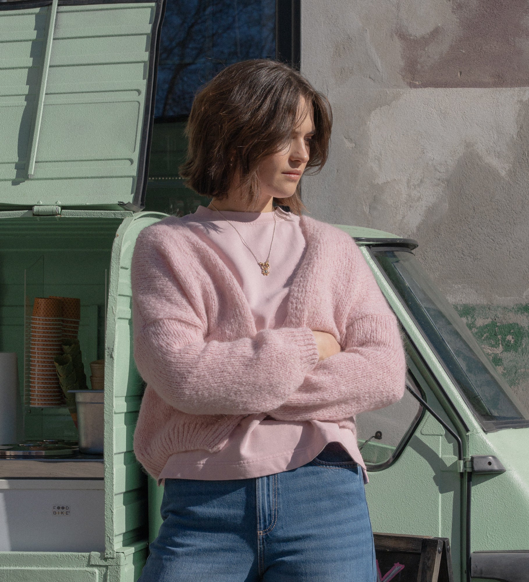 ASTRID Wełniany sweter z wełny i moheru - różany