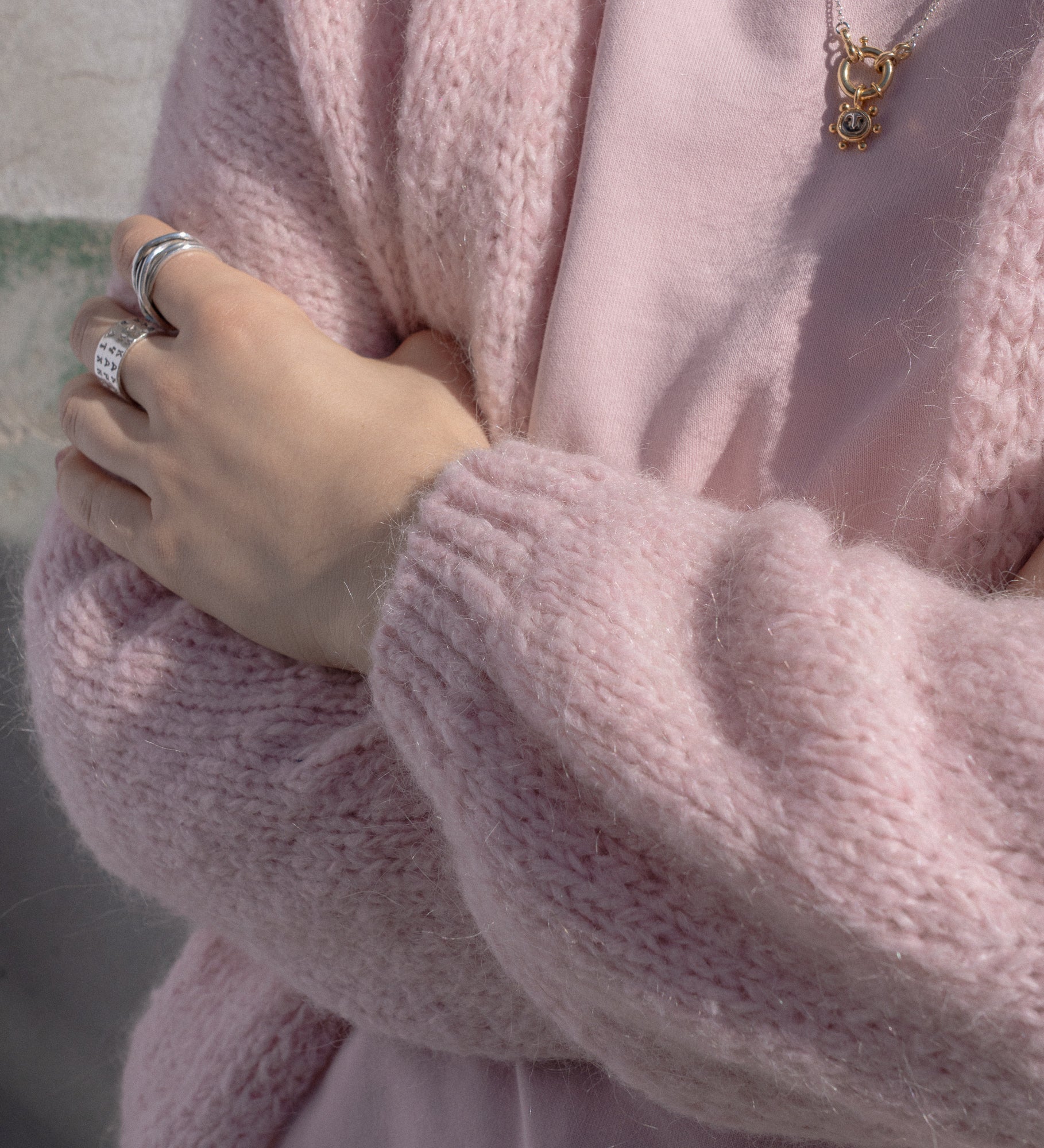 ASTRID Wełniany sweter z wełny i moheru - różany