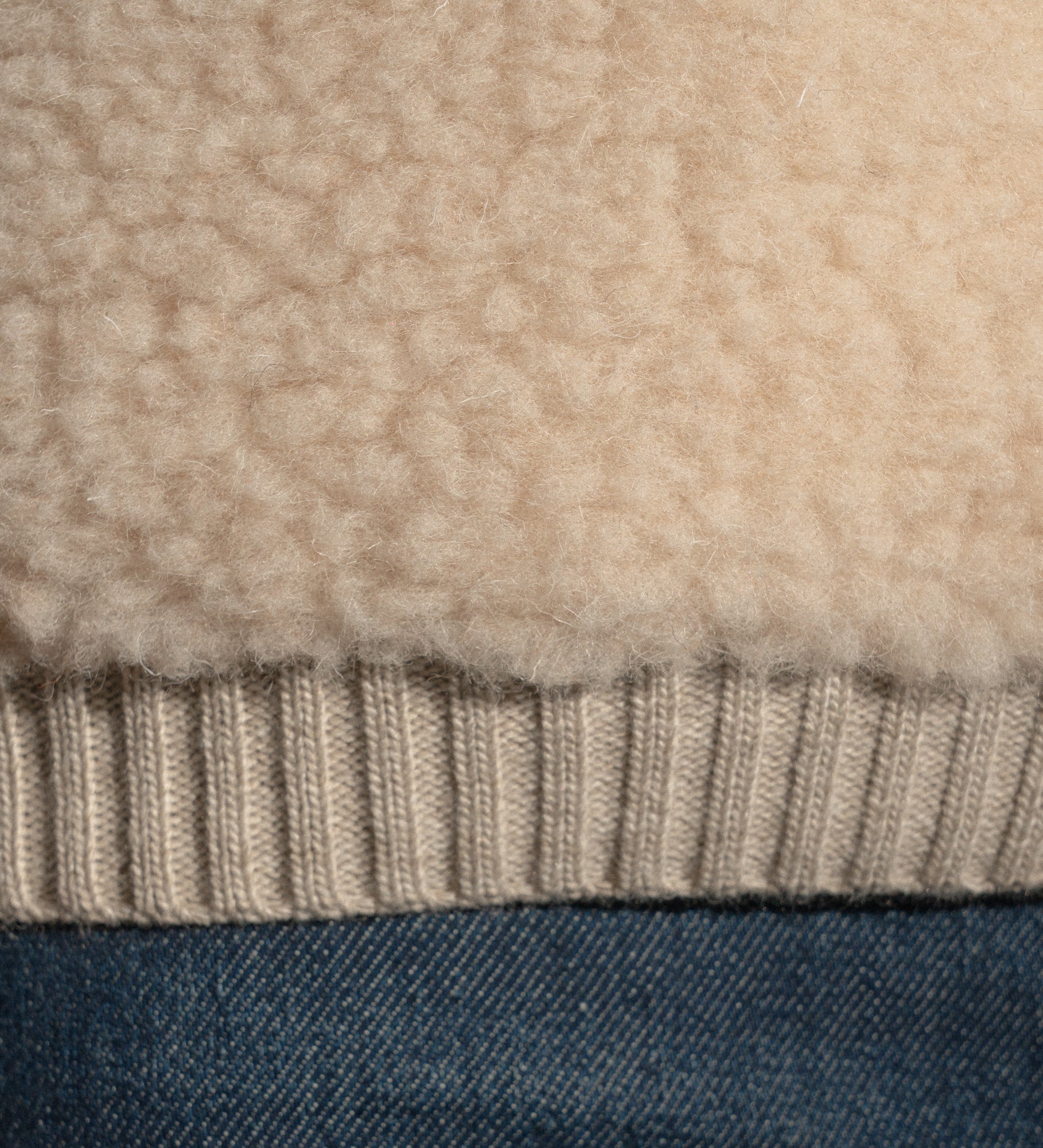 LUNA sleeveless jumper that makes the whole outfit - beige