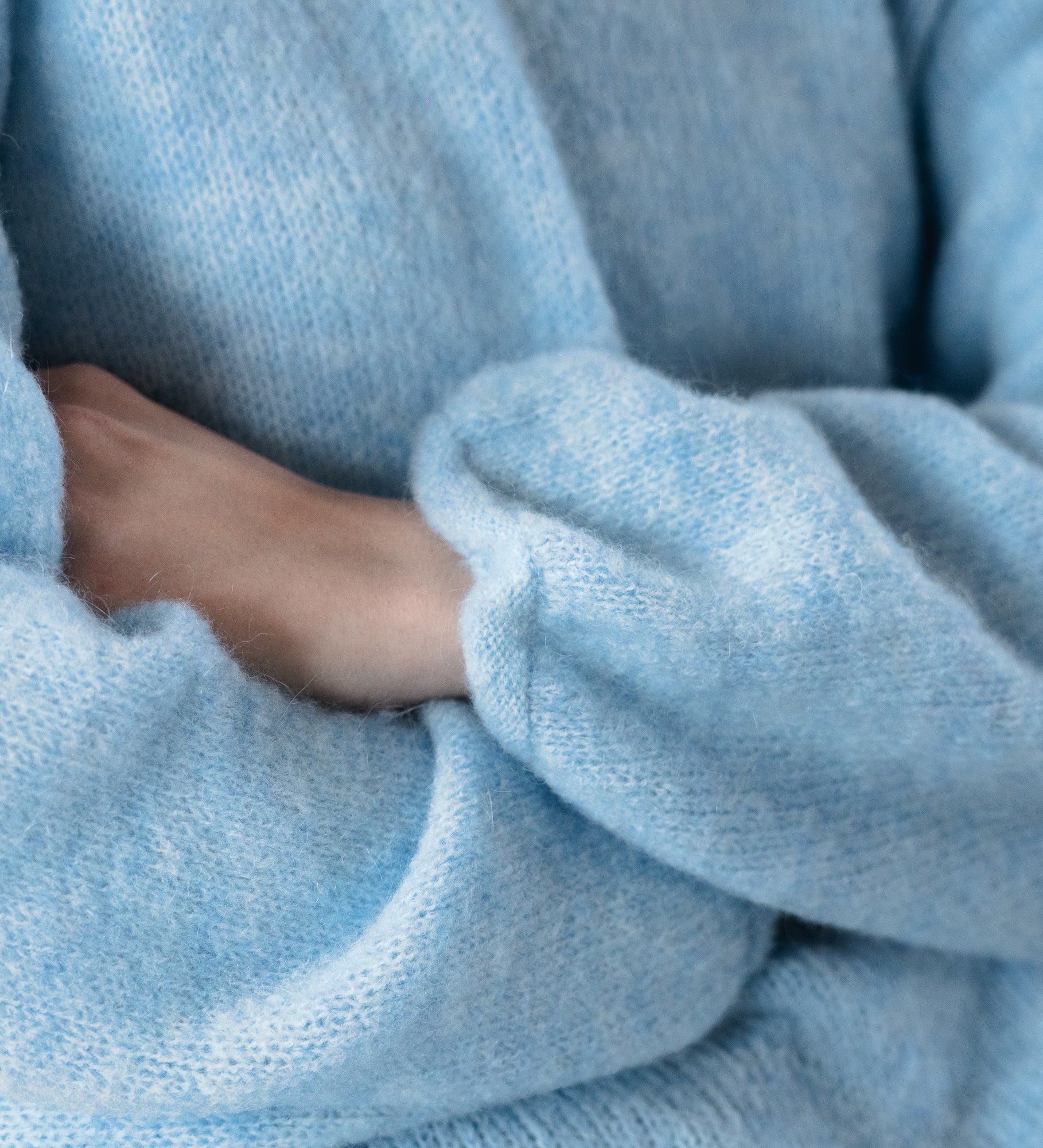 GEMMA 2.0 Lekki sweter z wełną i moherem - błękitny