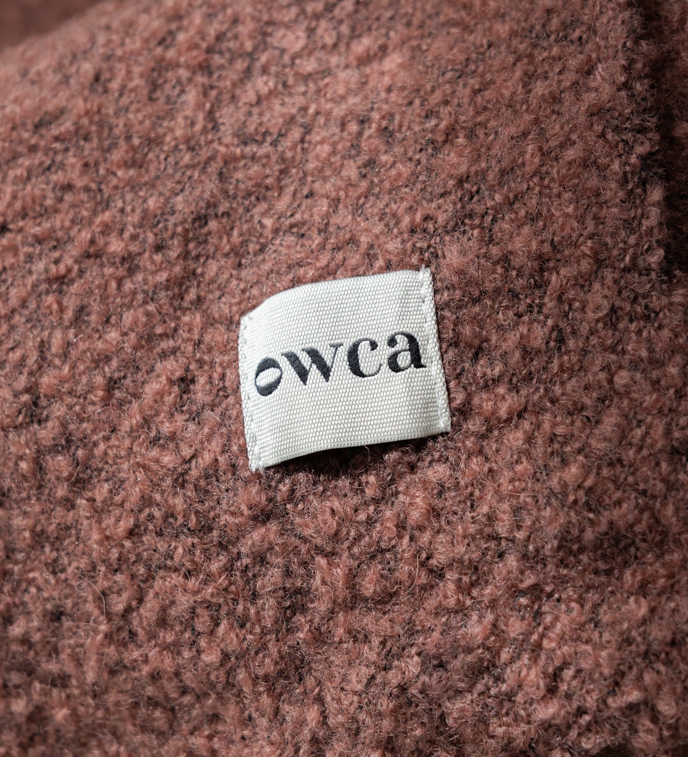 HELIOS Koc z merynosa z frędzlami boucle - palony róż