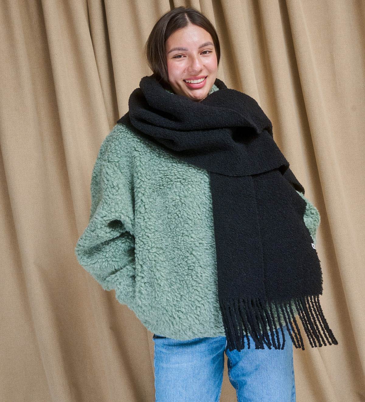 LEAH Szal merino boucle - czarny