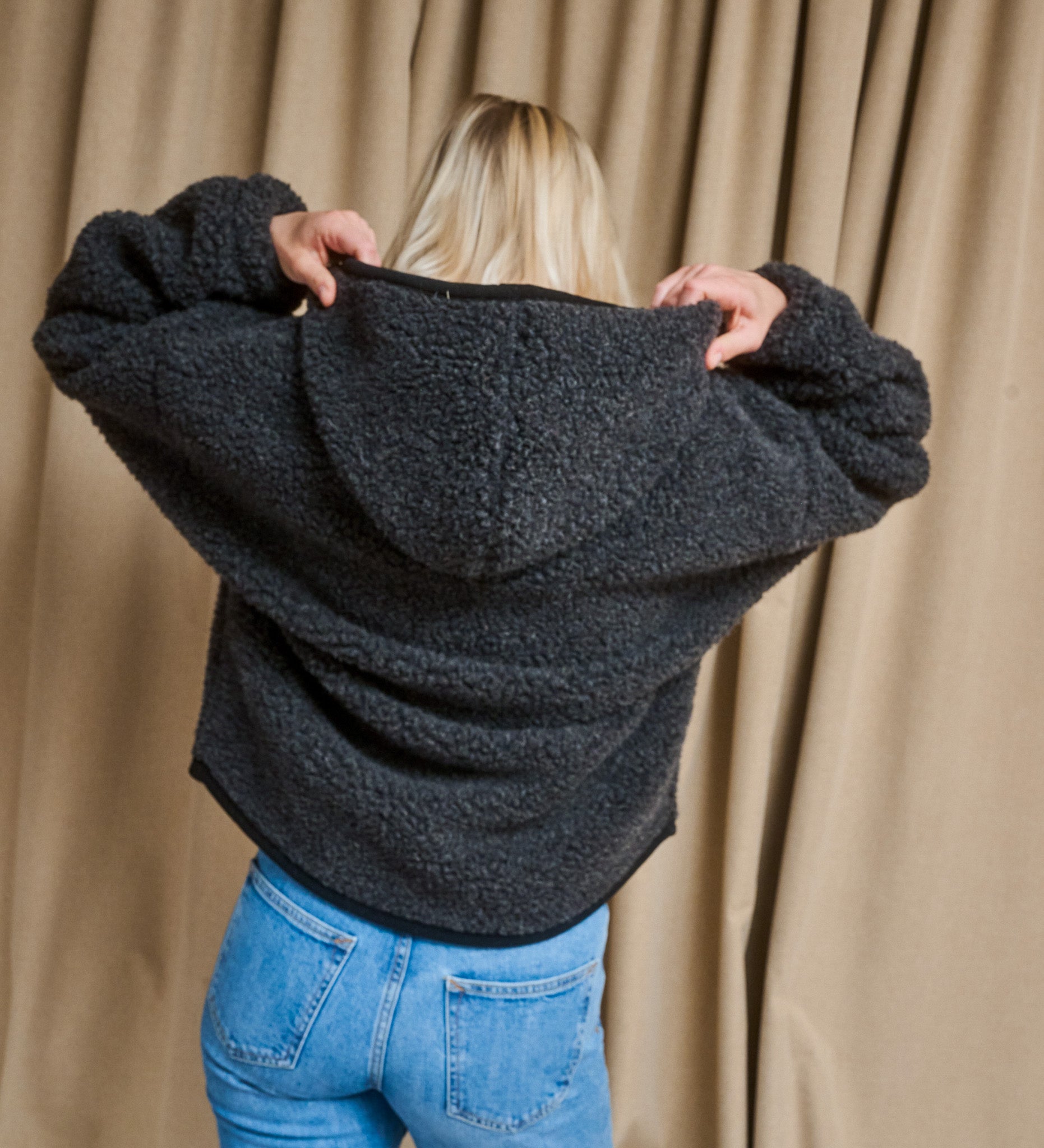 MIŚ wool hooded jacket - ecru