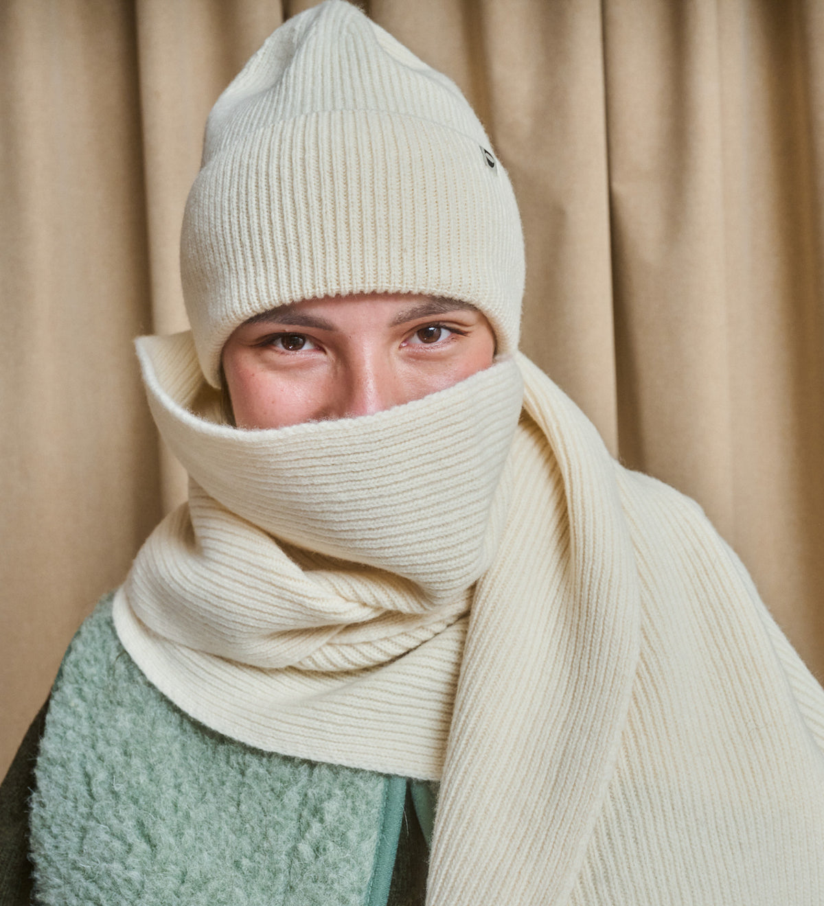 SKOV Wełniany szal z wełny merino - ecru