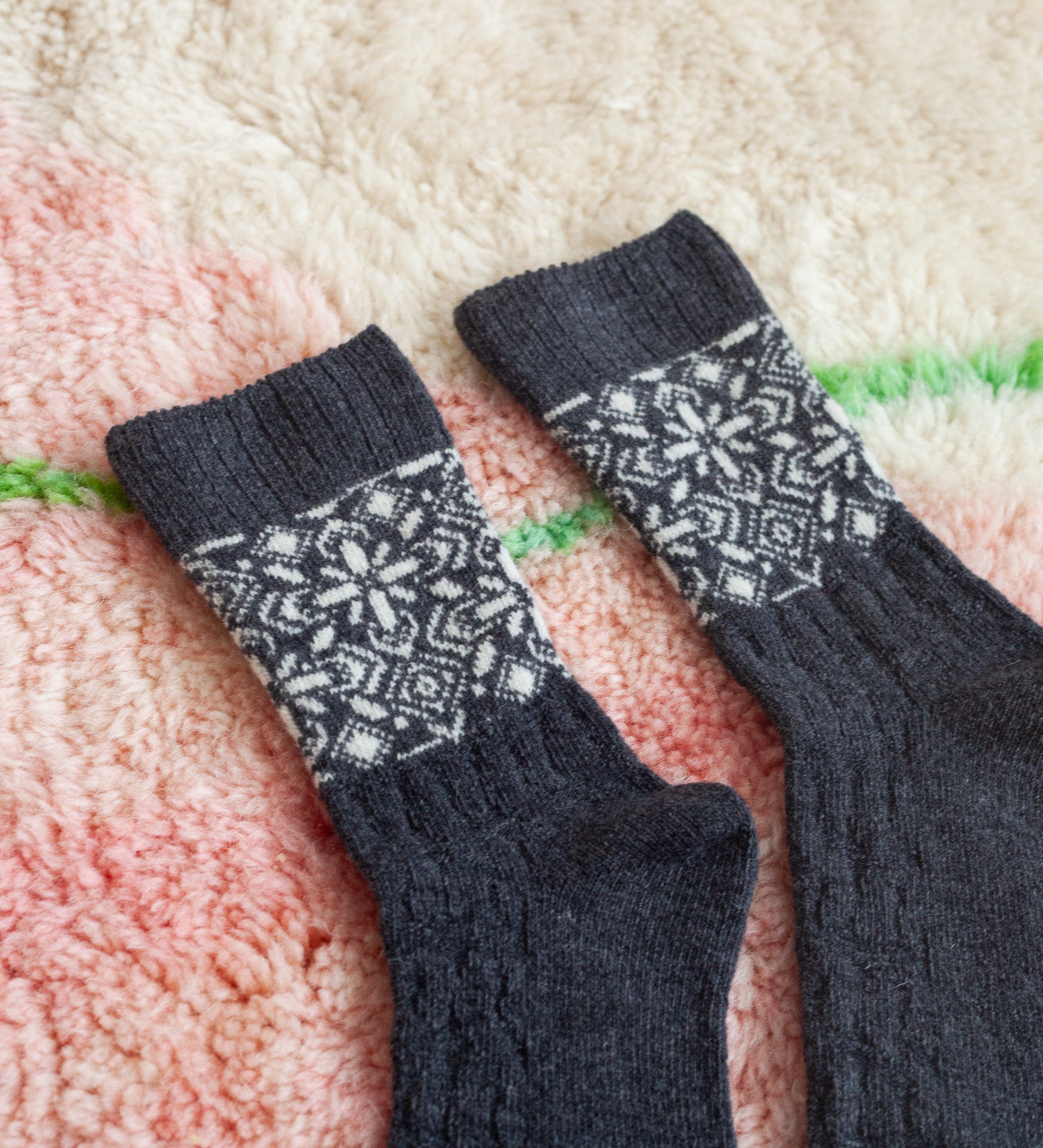 ARNE Sommersocken aus Merinowolle – Hellblau