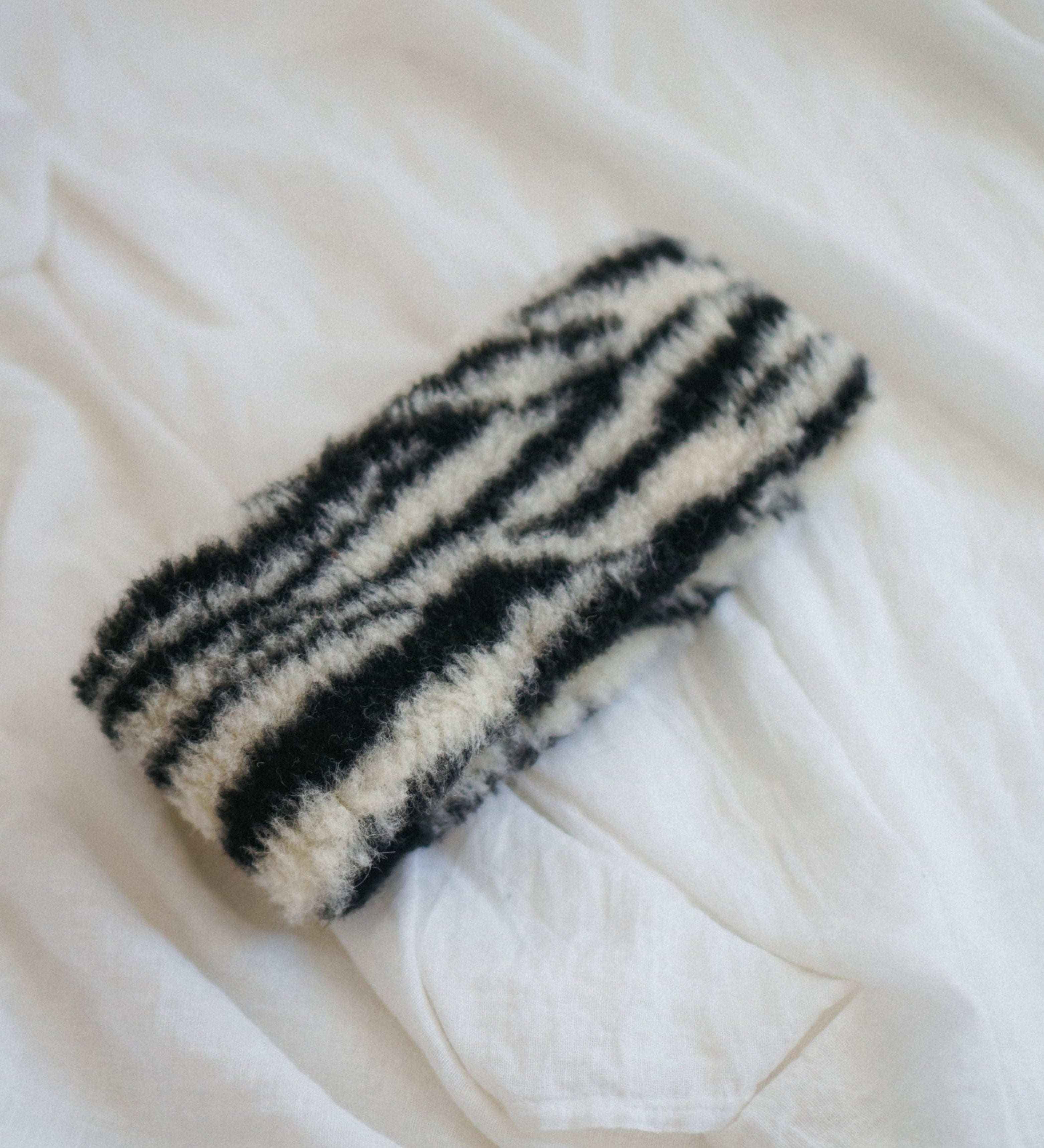 Wełniana opaska merynos zebra