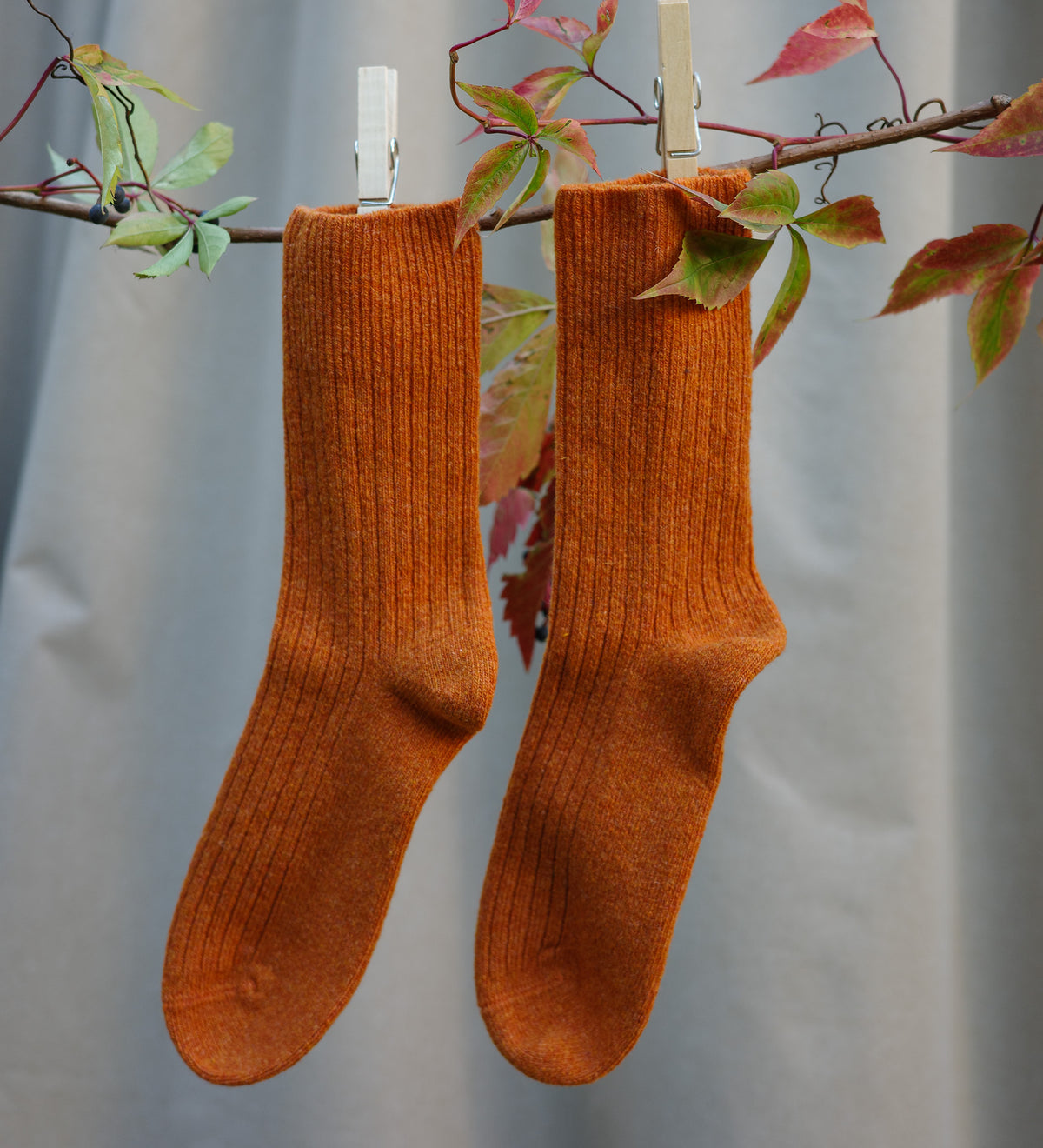 ARNE Sommersocken aus Merinowolle – Hellblau